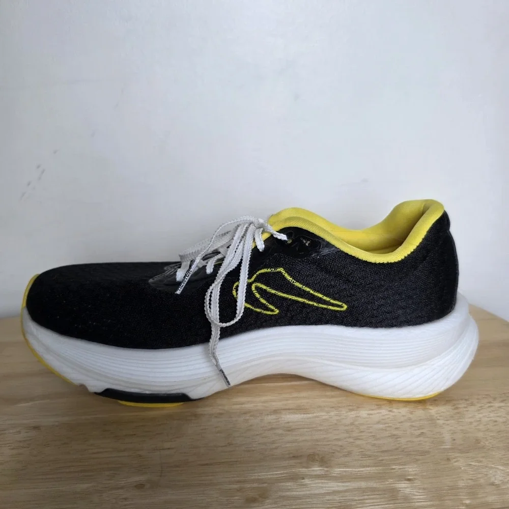 Newton CF1‎ Carbon Racer Running Shoes in Black Yellow Men's Size 7.5 Sneakers